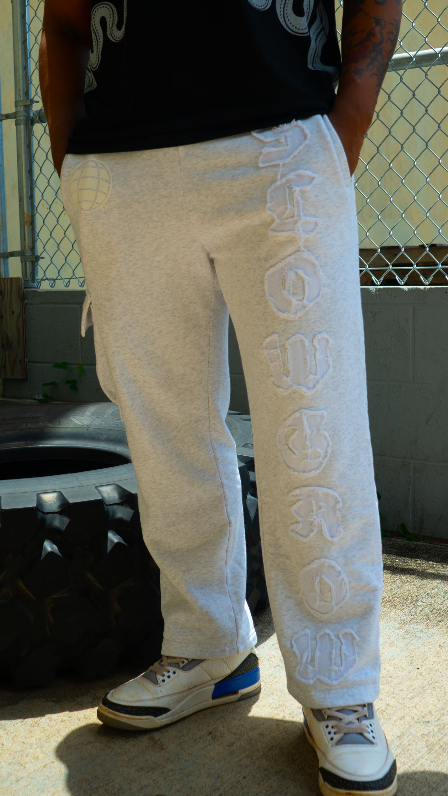 SLOWGROW BAGGY JOGGERS